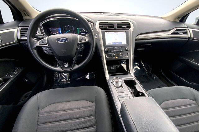 2020 Ford Fusion Hybrid SE