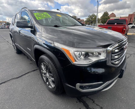 2017 GMC Acadia SLT-1