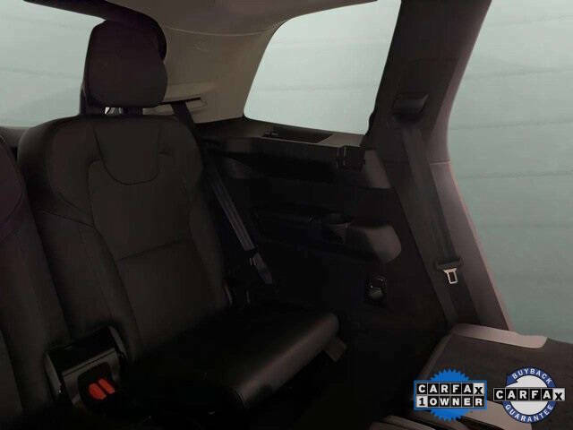 2025 Volvo XC90 B6 Plus Bright Theme 7P