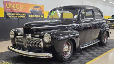 1942 Ford Super Deluxe