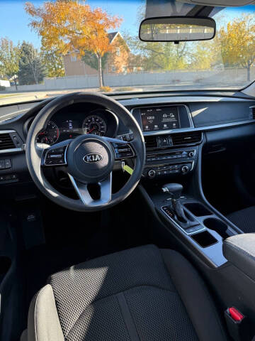 2019 Kia Optima LX