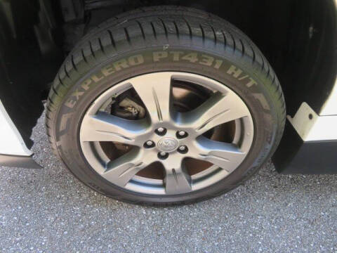 2017 Toyota Sienna SE Premium 8-Passenger