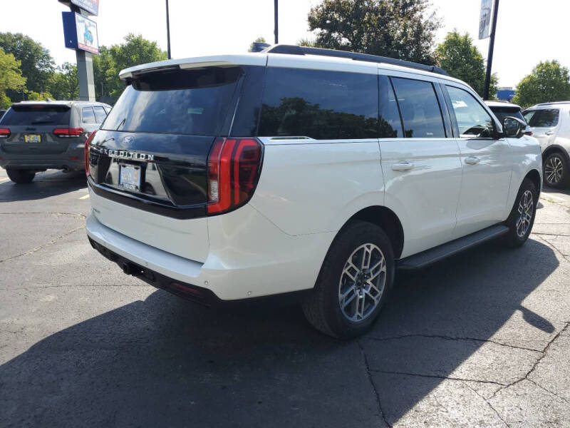 2025 Ford Expedition Active