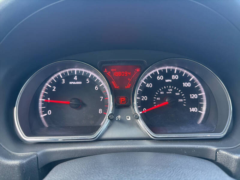 2012 Nissan Versa 1.6 SV