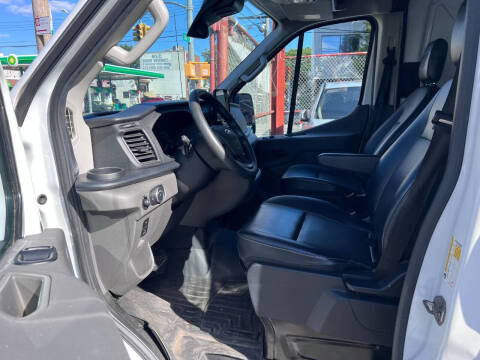 2021 Ford Transit 250