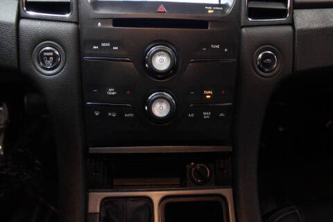 2018 Ford Taurus SEL