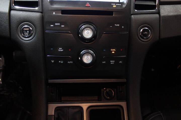 2018 Ford Taurus SEL