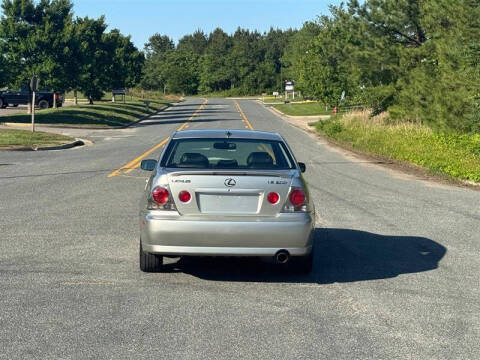 2004 Lexus IS 300