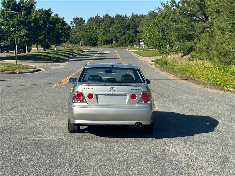 2004 Lexus IS 300