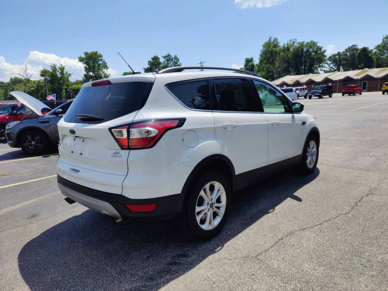 2018 Ford Escape SE