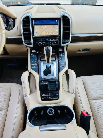 2011 Porsche Cayenne Tiptronic