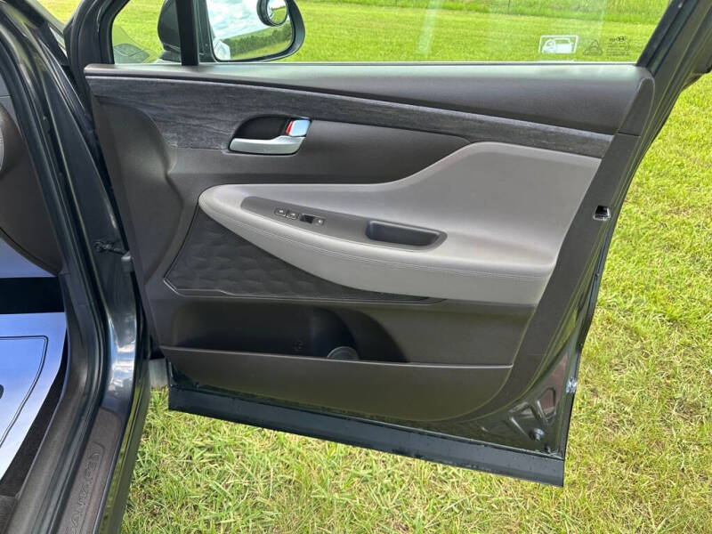 2020 Hyundai Santa Fe SE