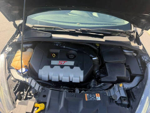 2017 Ford Focus ST