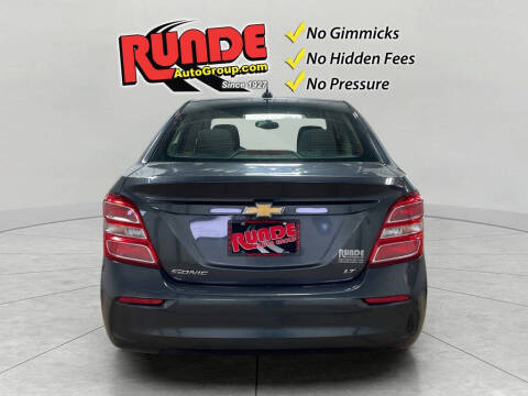 2017 Chevrolet Sonic LT Auto