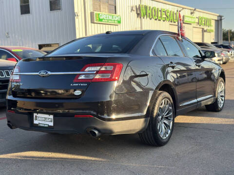2019 Ford Taurus Limited
