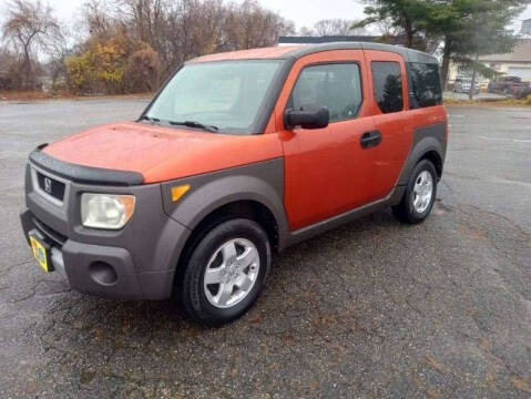 2004 Honda Element for sale at Howe's Auto Sales in Lowell MA