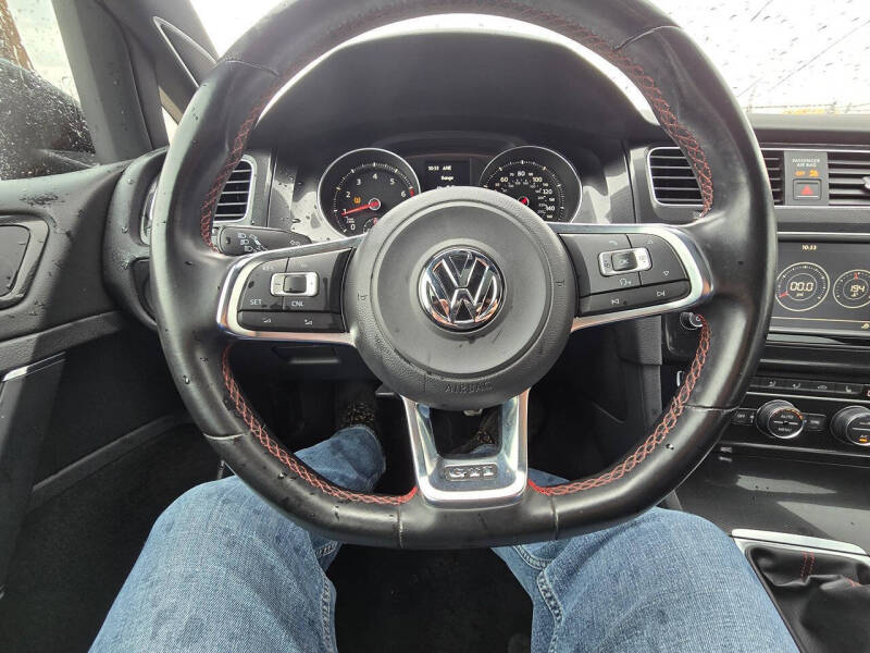 2016 Volkswagen Golf GTI Autobahn
