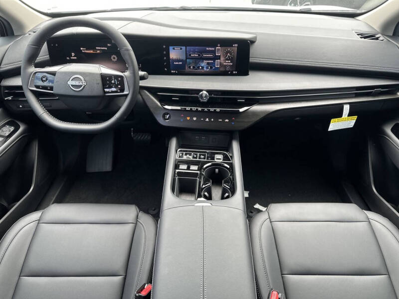 2025 Nissan Murano SV