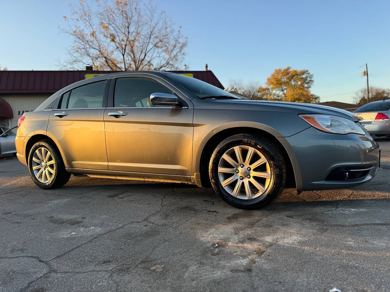 2013 Chrysler 200 for sale at Smart Indy Rides LLC in Indianapolis, IN