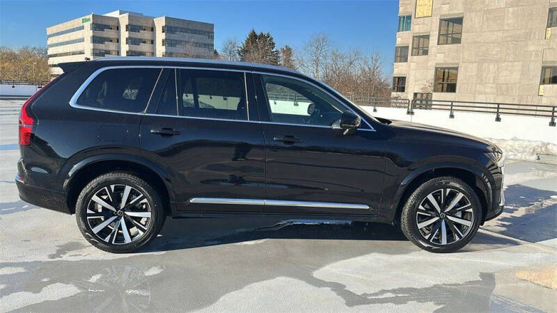 2026 Volvo XC90 B5 Core