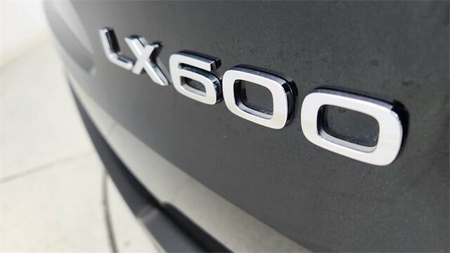 2024 Lexus LX 600 Luxury