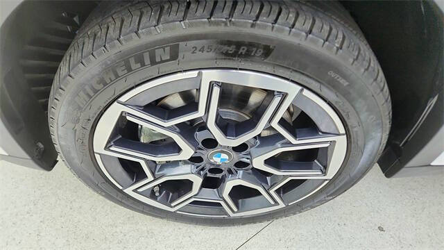 2025 BMW X2 xDrive28i