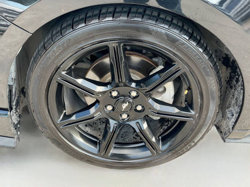 2020 Ford Mustang EcoBoost