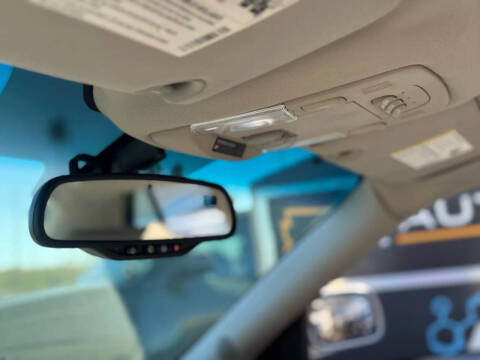 2011 Cadillac DTS Luxury Collection