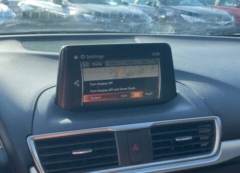 2017 Mazda MAZDA3 Sport