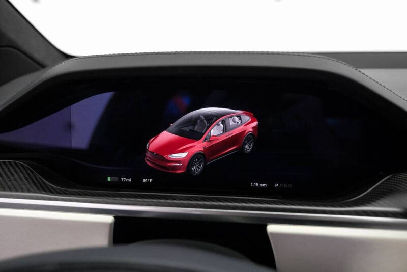 2022 Tesla Model X Plaid