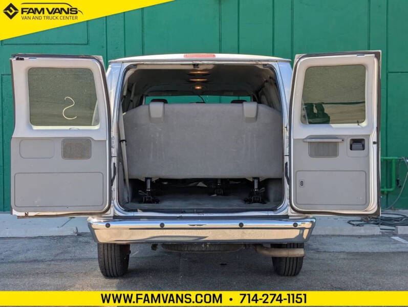 2013 Ford E-Series E-350 SD XLT