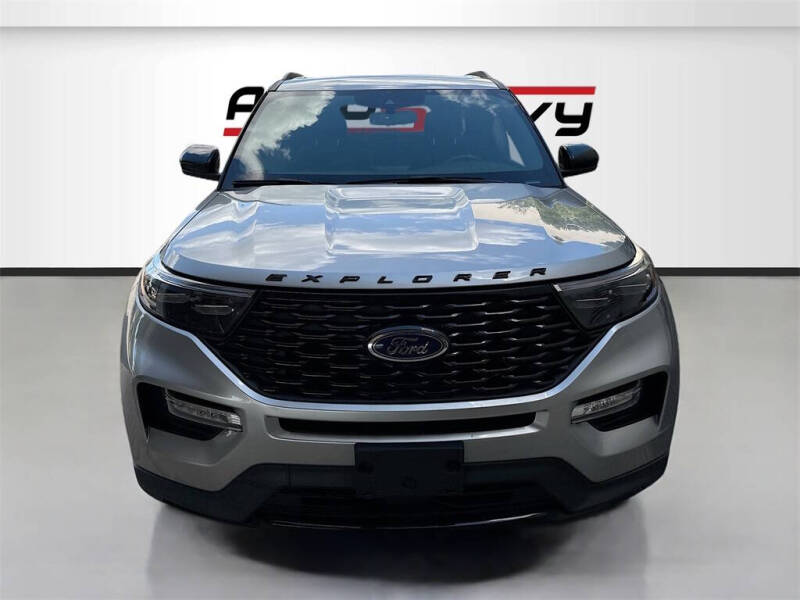 2023 Ford Explorer ST-Line
