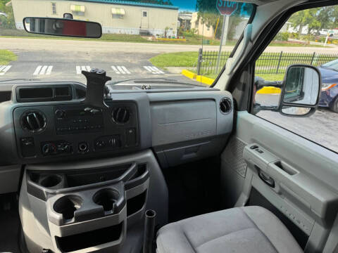 2013 Ford E-Series E-250