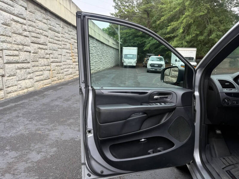 2017 Dodge Grand Caravan