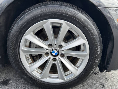 2016 BMW 5 Series 528i
