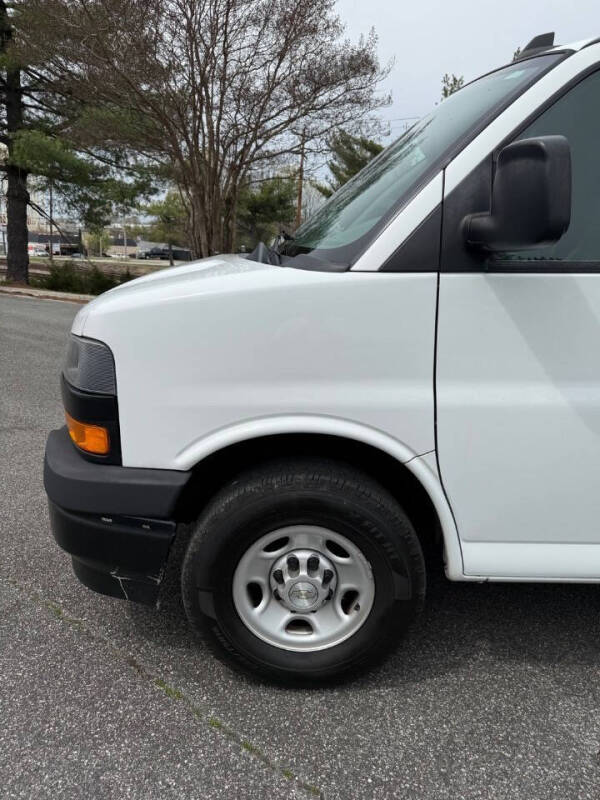 2020 Chevrolet Express 2500