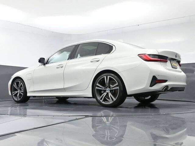 2021 BMW 3 Series 330e