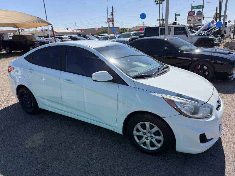 2013 Hyundai Accent GLS