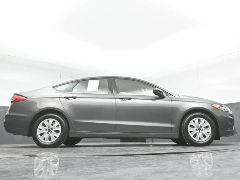 2019 Ford Fusion S