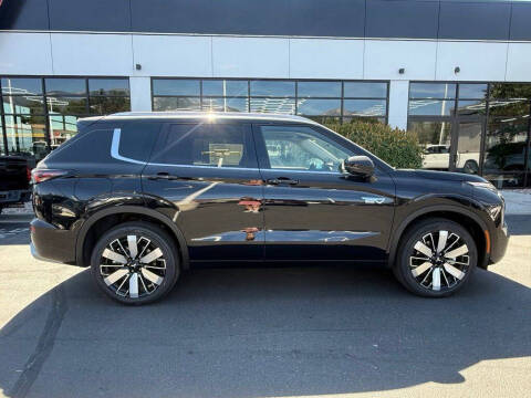 2026 Mitsubishi Outlander PHEV SEL