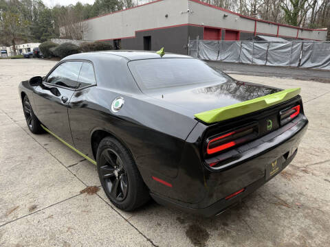 2016 Dodge Challenger SXT