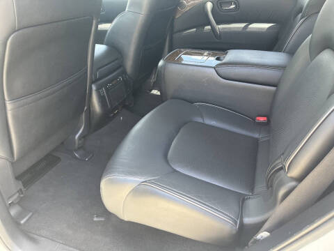 2017 Infiniti QX80