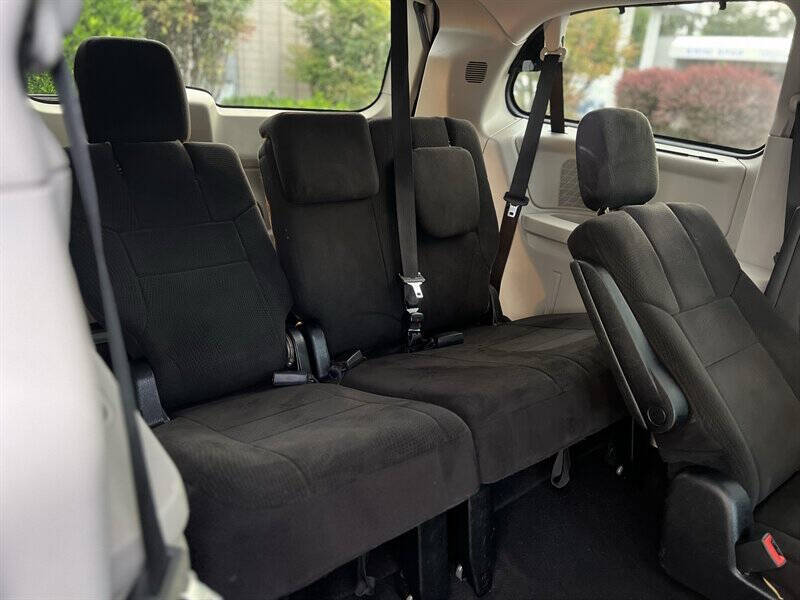 2012 Dodge Grand Caravan Crew