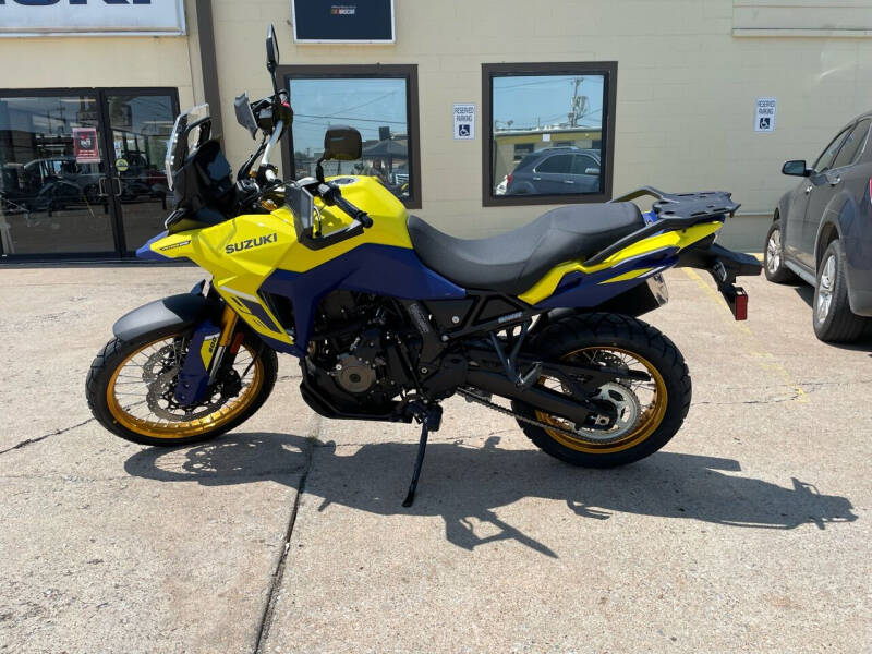 2023 Suzuki V-STROM800