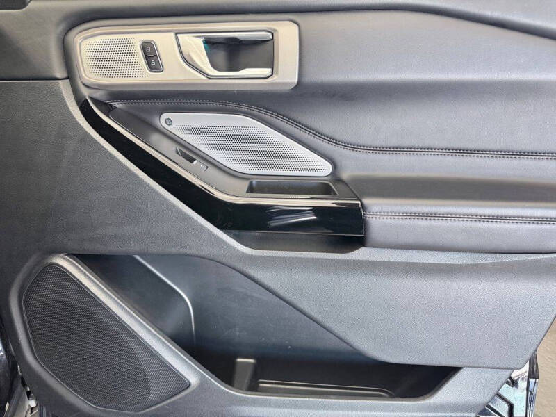 2022 Ford Explorer Platinum