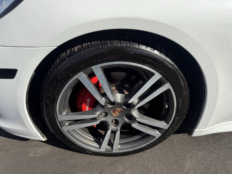 2013 Porsche Panamera 4