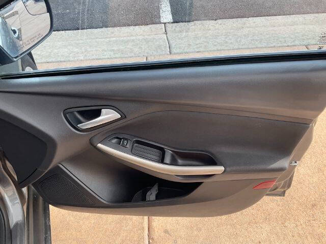 2012 Ford Focus SEL