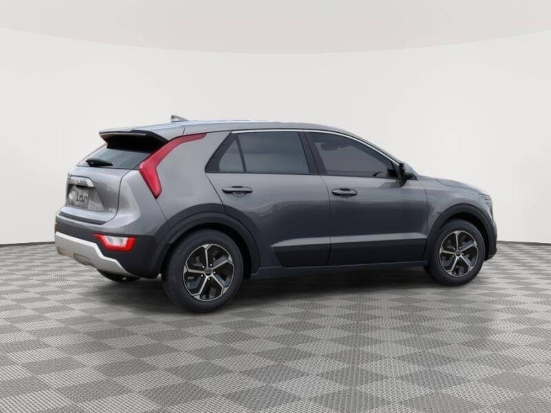 2026 Kia Niro LX