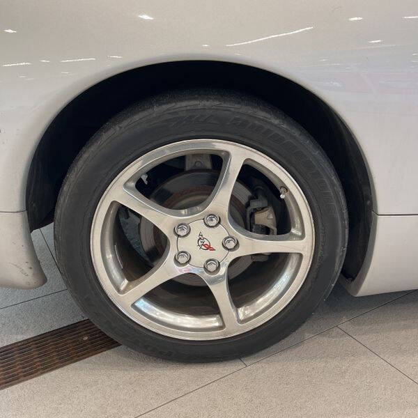 2002 Chevrolet Corvette 26