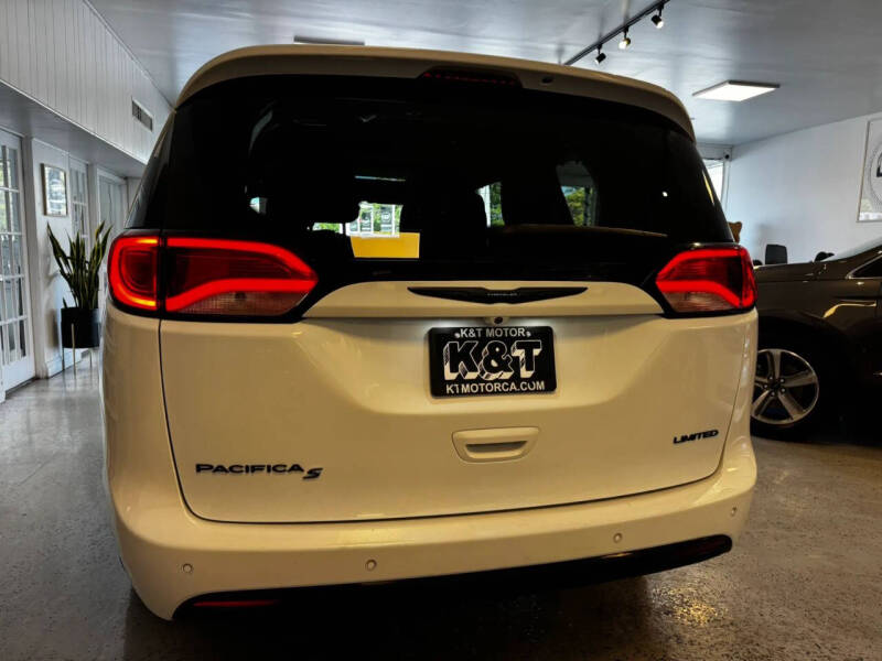 2018 Chrysler Pacifica Limited